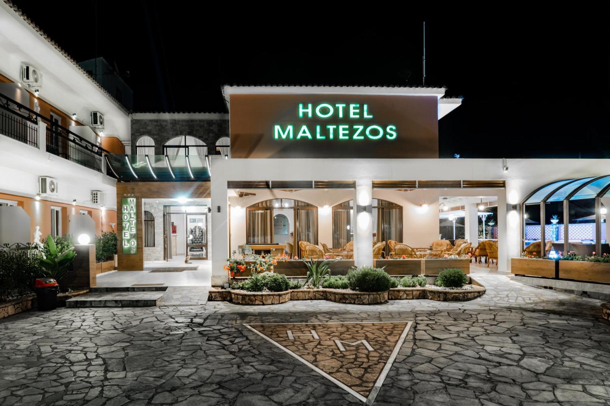 Maltezos Hotel Gouvia Esterno foto
